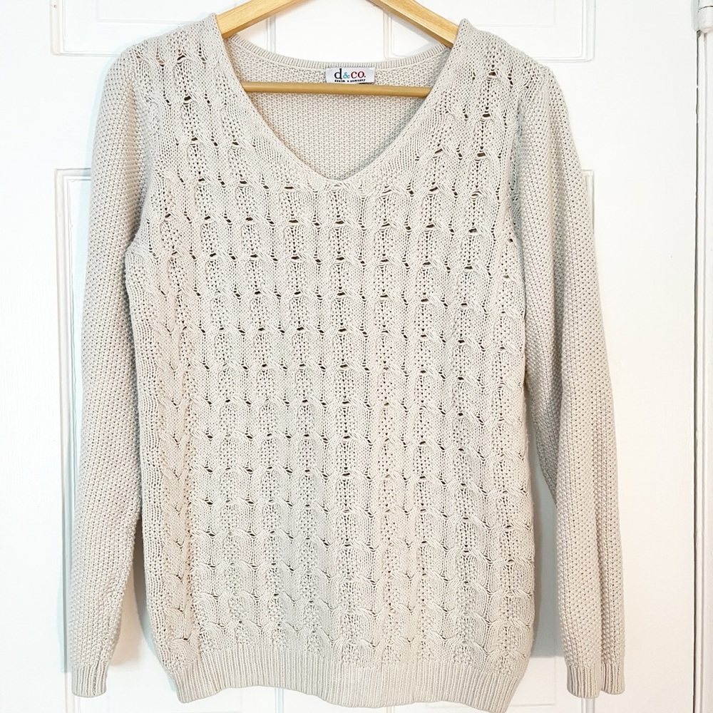 D & Co Cable Knit Sweater Womens Small Cream V-Neck Sweater Coastal Grandma